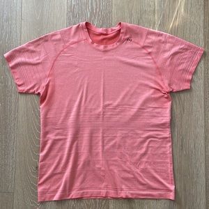 🍋 Lululemon Men’s Shirt
